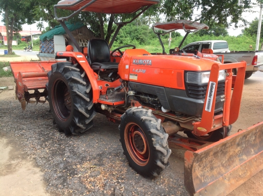 ปัญญาแทรคเตอร์มาแล้ว...จัดมาให้ครับ รีบโดยด่วน.คูโบต้า L4508 พร้อมใบมีดตราช้าง สภาพสวยแบบเดิมๆคับ