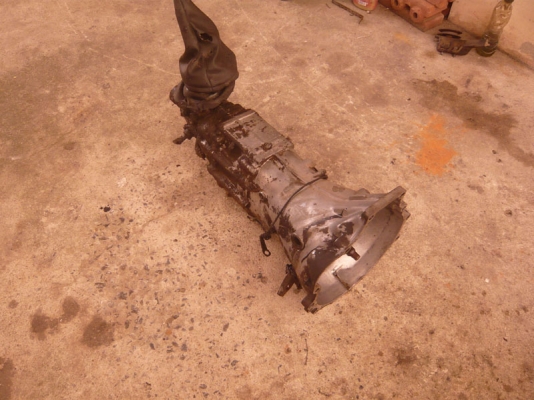 ขายเกียร์ธรรมดา 5 สปีดใส่เครื่องแฟมิเลีย