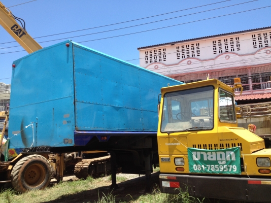 หางเทรลเลอร์ 8 ล้อ