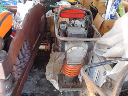 ขายเครื่องตบกระโดด MIKASA MT76D เครื่องยนต์ดีเซลแท้เดิม ทนและประหยัดน้ำมันมาก เหลือ 2ตัวเท่านั้นครับ