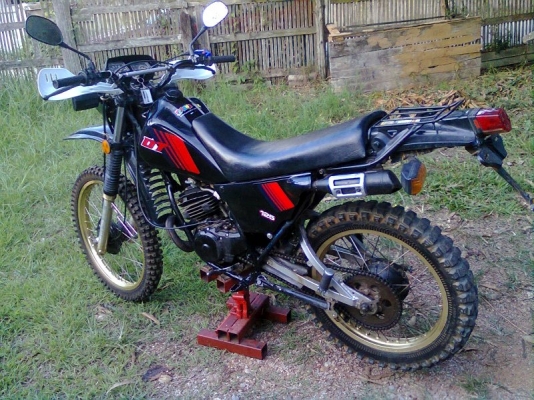 ขายyamaha dt125 modelo95..สวยๆทะเบียนชุดโอน26,500บาท/ลำปาง