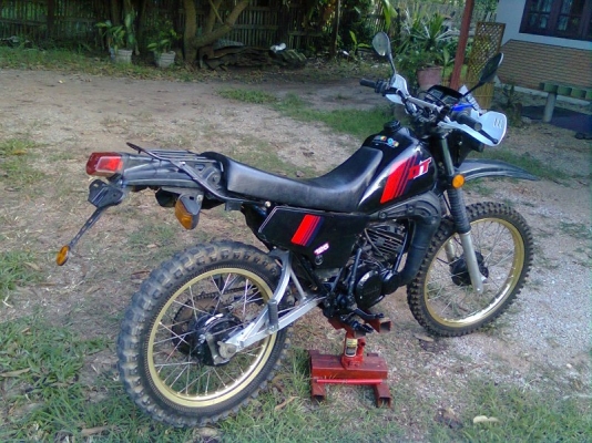 ขายyamaha dt125 modelo95..สวยๆทะเบียนชุดโอน26,500บาท/ลำปาง