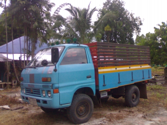 ขาย4ล้อกลางISUZU เครื่อง4BA1 85แรงม้า สภาพสวยๆคับ
