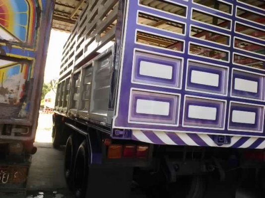 ขายรถ 10 ล้อดัมพ์ ISUZU ROCKY 175 แรงม้า เพลาเดี่ยวคอกเกษตร ราคา 850000