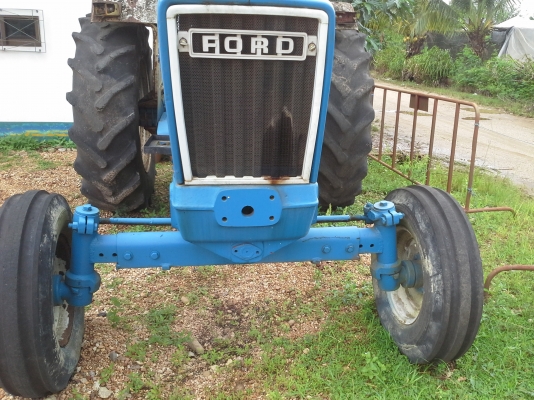 ขายไปนครสวรรค์ครับผม  พ่อค้าซื้อไปขายต่อ  ford 6600ตัวเปล่า  ไม่มีฝาไฮดรอลิค   เครื่องฟิตใหม่65000