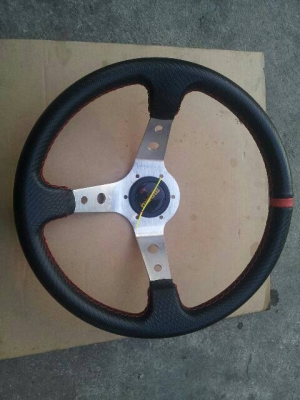 momo สำเนา ก้านยก ลายเคปล่า ด้ายแดง พร้อมแป้นแตร