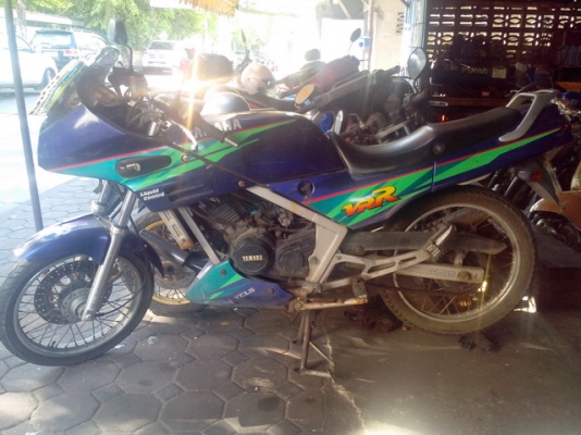 ขาย yamaha vr 150r เดิมสุดๆ แห้งสวย เครื่องดีมาก สีดี มีชุดโอน ราคา 7800