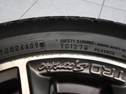 ขายล้อแม็ก Toyota vios TRD ขอบ 15 พร้อมยาง Dunlop ปลายปี 09/เทิร์นได้-ใส่ฟรีค่ะ
