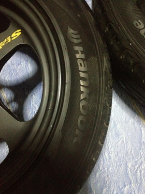 ขายล้อ SPOON ROTA ขอบ15 กว้าง7 พร้อมยางถูกๆ 8000.