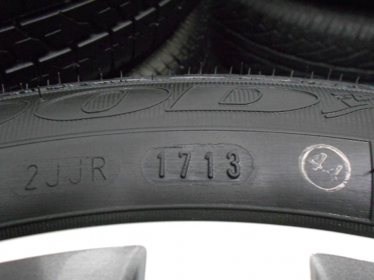 ขายล้อแม็ก Honda City รุ่นท็อปขอบ 16 พร้อมยางป้ายแดงปี 13/เทิร์นได้-ใส่ฟรีค่ะ ขายล้อแม็ก Honda City รุ่นท็อปขอบ 16 พร้อมยางป้ายแดงปี 13/เทิร์นได้-ใส่ฟรีค่ะ