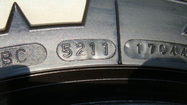 ขายยาง Mud Maxxis MT764 ขนาด 265 75 r16 ปลายสุดปี11 ขายยาง Mud Maxxis MT764 ขนาด 265 75 r16 ปลายสุดปี11