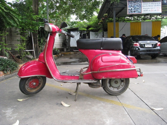 ขาย เวสป้าอิตาลี่เเท้ จดทะเบียน 2509 ทะเบียนโอน