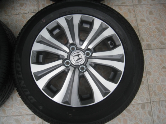 ขายล้อแม็ก Honda freed ถอดจากรถป้ายแดง 15"x5.5" et50 4รู 100 + ยางปี 12 ,3เส้นและปี13,1 เส้นครับ (081-3747940)