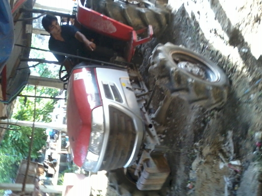 ขายไม่แพงชัวร์ๆ ยันมาร์ 45 แรง 2 เพลา มีโรตารี่ ใช้งานแค่พันกว่าชั่วโมง สอบถามราคา 081-0745778 ลุงโหนกใจดีรับสายจ้า