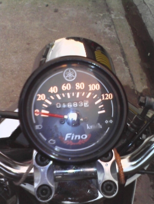 ลดกระหน่ำ!!!!! FINO PS ดำ ขาว เครื่องเดิม รถ6เดือน เพียง23000เท่านั้น