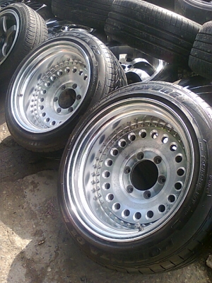 ขายล้อหยดน้ำ6รูล้อนอกชุดละ16500