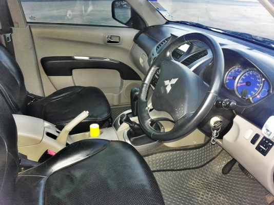 ขาย MITSUBISHI TRITON 3.2 GLS DOUBLECAB 4WD ขาย MITSUBISHI TRITON 3.2 GLS DOUBLECAB 4WD