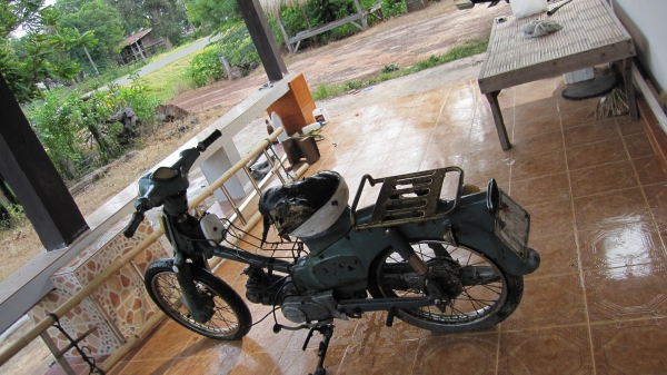 ด่วนๆๆชี50เดิมๆสภาพตามรูปมีท่อให้อีกอันครับขาย5500บาทถ้วนราคาไม่รวมส่งครับ+ค่าส่ง1000ครับส่งทั่วไทยสนใจโทร080-1696651ขายตามสภาพเครื่องไม่ติดเล่มไม่มีครับ