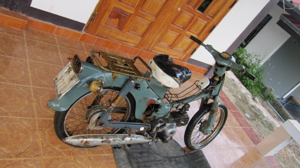 ด่วนๆๆชี50เดิมๆสภาพตามรูปมีท่อให้อีกอันครับขาย5500บาทถ้วนราคาไม่รวมส่งครับ+ค่าส่ง1000ครับส่งทั่วไทยสนใจโทร080-1696651ขายตามสภาพเครื่องไม่ติดเล่มไม่มีครับ