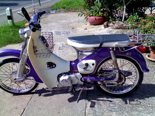 หนุ่ม ปราจีน : ขาย C100 สีม่วงสวยๆ เครื่องไลฟาน110 แรงจัด