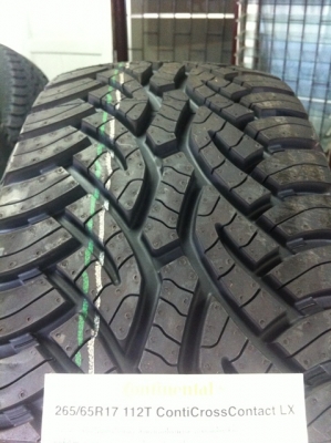 ยางใหม่ปี 13 ขนาด 265-65 R17 AT ราคาโดนๆ ยางใหม่ปี 13 ขนาด 265-65 R17 AT ราคาโดนๆ