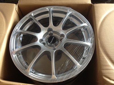 แม็กใหม่RS ขอบ15 กว้าง หน้า7 หลัง8