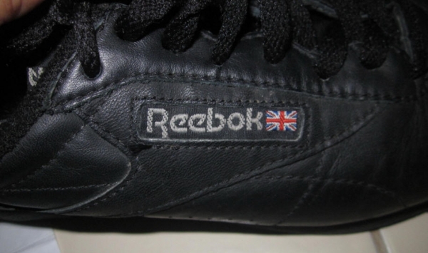 รองเท้า Reebok Classic หนังนิ่ม สวยๆ สภาพดี สีดำเบอร์ 36 รองเท้า Reebok Classic หนังนิ่ม สวยๆ สภาพดี สีดำเบอร์ 36