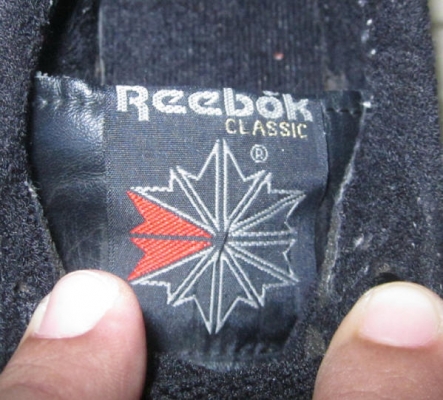 รองเท้า Reebok Classic หนังนิ่ม สวยๆ สภาพดี สีดำเบอร์ 36 รองเท้า Reebok Classic หนังนิ่ม สวยๆ สภาพดี สีดำเบอร์ 36