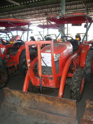 Kubota L3608