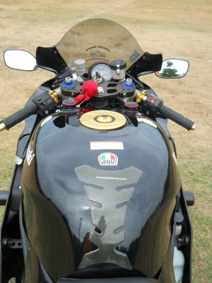 ขาย ZXR 750 cc. ทะเบียนแท้โอน เอาไปขี่อย่างเดียวครับ