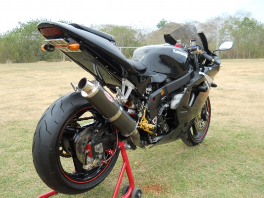 ขาย ZXR 750 cc. ทะเบียนแท้โอน เอาไปขี่อย่างเดียวครับ
