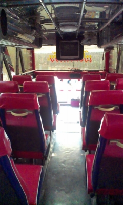 ขายรถบัสพัดลม ชั้นครึ่ง 9 ม. ทรงกล้วยมังกร ตัวถังสแตนเลสต่อใหม่ เบาะ 22 ปรับเอนนอน พร้อมเครื่องเสียงครบชุด คัสซี HINO KL เครื่อง HO6C เทอร์โบ เบรคจิ๊ฟฟี่ พวงมาลัยเพาว์เวอร์ สภาพรถสมบูรณ์พร้อมใช้ ตัวจริงโคตรเทพ สวยสุดๆ  ราคา 580,000 บาท  สนใจโทร 081-292448