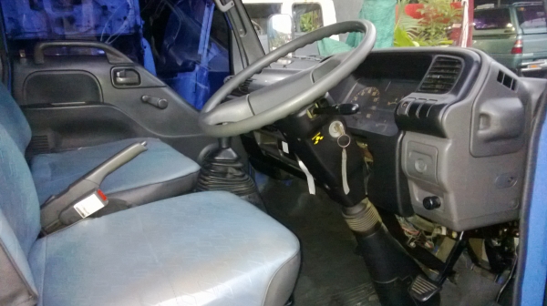 รถบรรทุกสี่ล้อไม่ติดเวลา รุ่นNKR ห้างแท้ รถบรรทุกสี่ล้อไม่ติดเวลา รุ่นNKR ห้างแท้