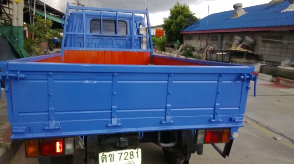 รถบรรทุกสี่ล้อไม่ติดเวลา รุ่นNKR ห้างแท้ รถบรรทุกสี่ล้อไม่ติดเวลา รุ่นNKR ห้างแท้