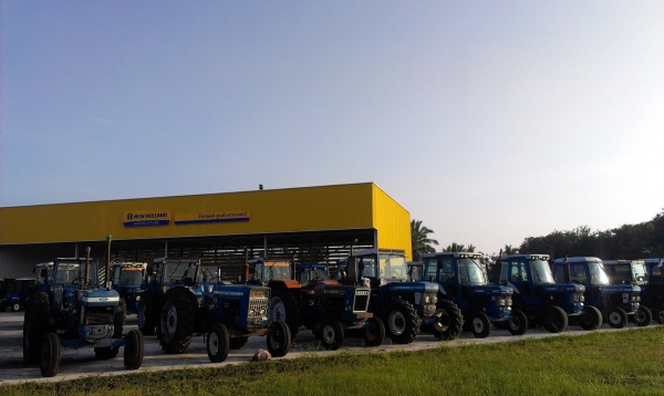 ฟอร์ดเพลาเดียว มีเก๋ง สวยทุกคัน ราคาเริ่มต้น 420,000 บาทค่ะ &hellip;&hellip;&hellip;.(ใคร ๆ ก็ชอบรถมีเก๋ง)