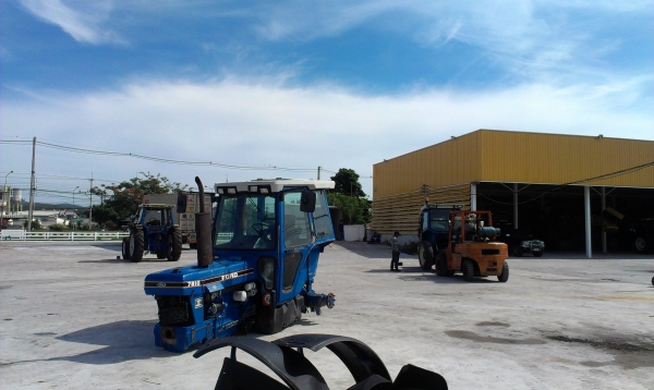 ฟอร์ดเพลาเดียว มีเก๋ง สวยทุกคัน ราคาเริ่มต้น 420,000 บาทค่ะ &hellip;&hellip;&hellip;.(ใคร ๆ ก็ชอบรถมีเก๋ง)