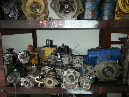 ปั๊มหลายรุ่น ของอยู่เซียงกงวังน้อย