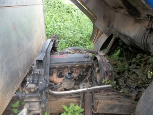 ขายหกล้อตู้น้ำแข็ง2คันแถมบิ๊กเอ็ก1คันด่วนครับมาก่อนใด้ก่อนเล่มพร้อมโอนครับ