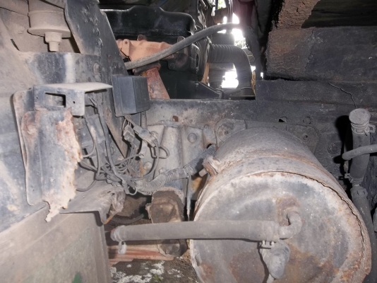 ขายหกล้อตู้น้ำแข็ง2คันแถมบิ๊กเอ็ก1คันด่วนครับมาก่อนใด้ก่อนเล่มพร้อมโอนครับ