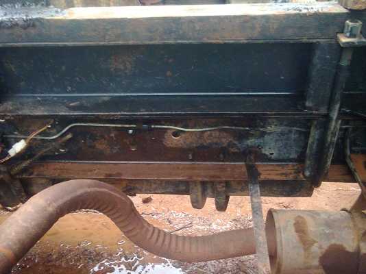 6 ล้อดั้ม ISUZU NPR 125 HP ไม่มีนายหน้าเจรจาโดยตรง