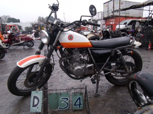 ขายรถมอเตอร์ไซต์คลาสสิคนำเข้าหลายคัน ขายรถมอเตอร์ไซต์คลาสสิคนำเข้าหลายคัน