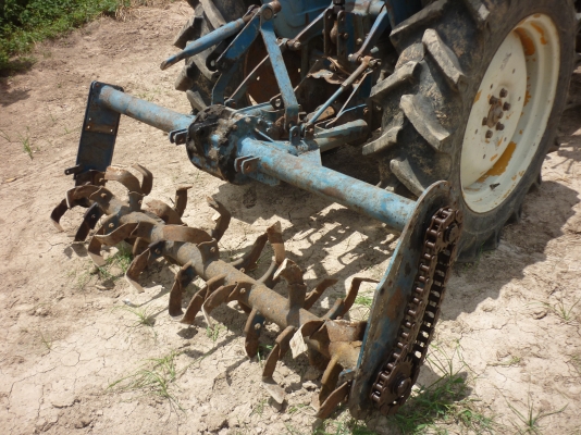 ขายรถไถติดบุ้งกี๋