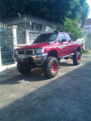 ขายรถโตโยต้าLN111สภาพบางๆ