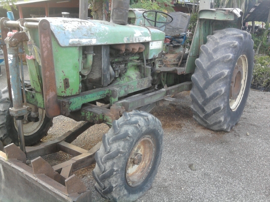 รถไถ John Deeve พร้อมใช้