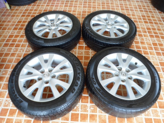 แม็กmasda3(สภาพสวย)ขอบ16"5รู114พร้อมยาง 205/55/16 ยกชุด5,500บ.t.085-227-5772 รังสิต "สนใจแม็ก หรือ ยาง แยกขายให้ได้ครับ"