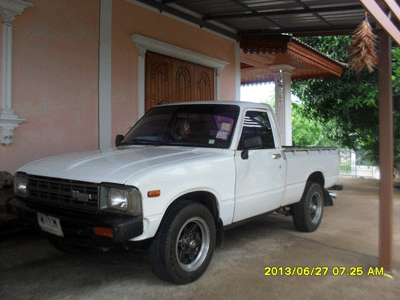 โตโยต้า สี่ขอ ม้าดำ ดีเซล ราคา 58000 ทะเบียนถึง 1 กค 57