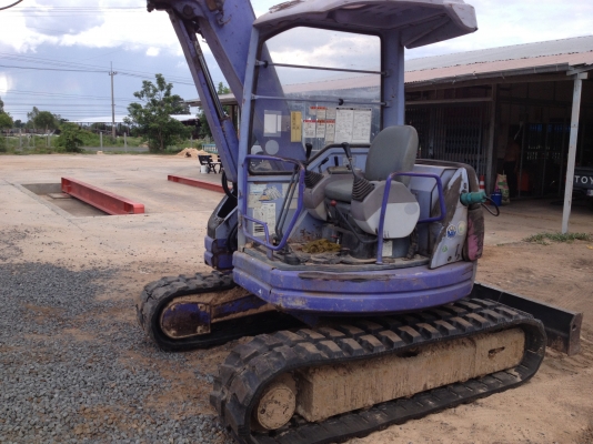 ขายรถแมคโครkomatsu PC50สภาพพร้อมใช้