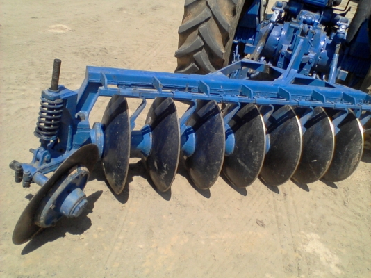 ขายด่วน รถไถ FORD 6600 รหัสเครื่อง T3 DINN 6015 B ราคาต่อรองได้ครับ (บริการจัดส่งฟรีทั่วประเทศไทย)