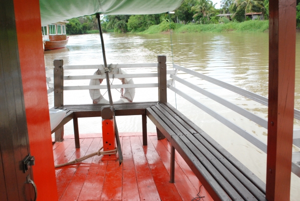ขายเรือท่องเที่ยวไม้สักทั้งลำพร้อมใช้ (ธวัชชัยรีสอร์ท 1) ขายเรือท่องเที่ยวไม้สักทั้งลำพร้อมใช้ (ธวัชชัยรีสอร์ท 1)