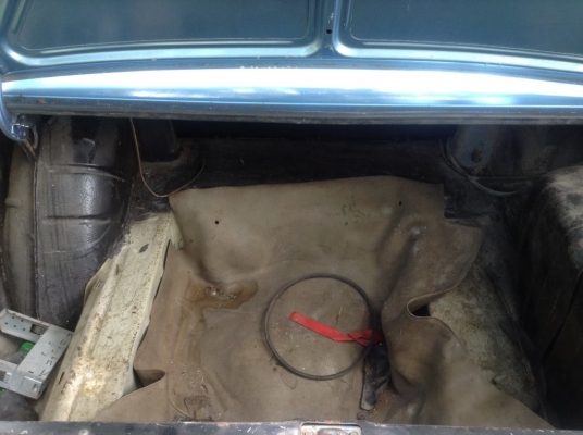 ลดๆๆๆ ขาย  Fiat 125 SPECIAL ทะเบียนโอน ขาดต่อ 2 เดือน สภาพ แห้งๆ เครื่อง 100\% ขาย 35000 ลองดูคับ